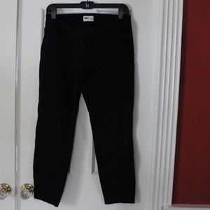Old Navy Pixie Pants - Size 8 Regular